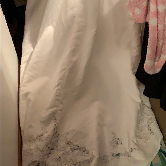 Gorgeous Wedding gown 10 White long train being dry cleaned - Picture 8 of 9